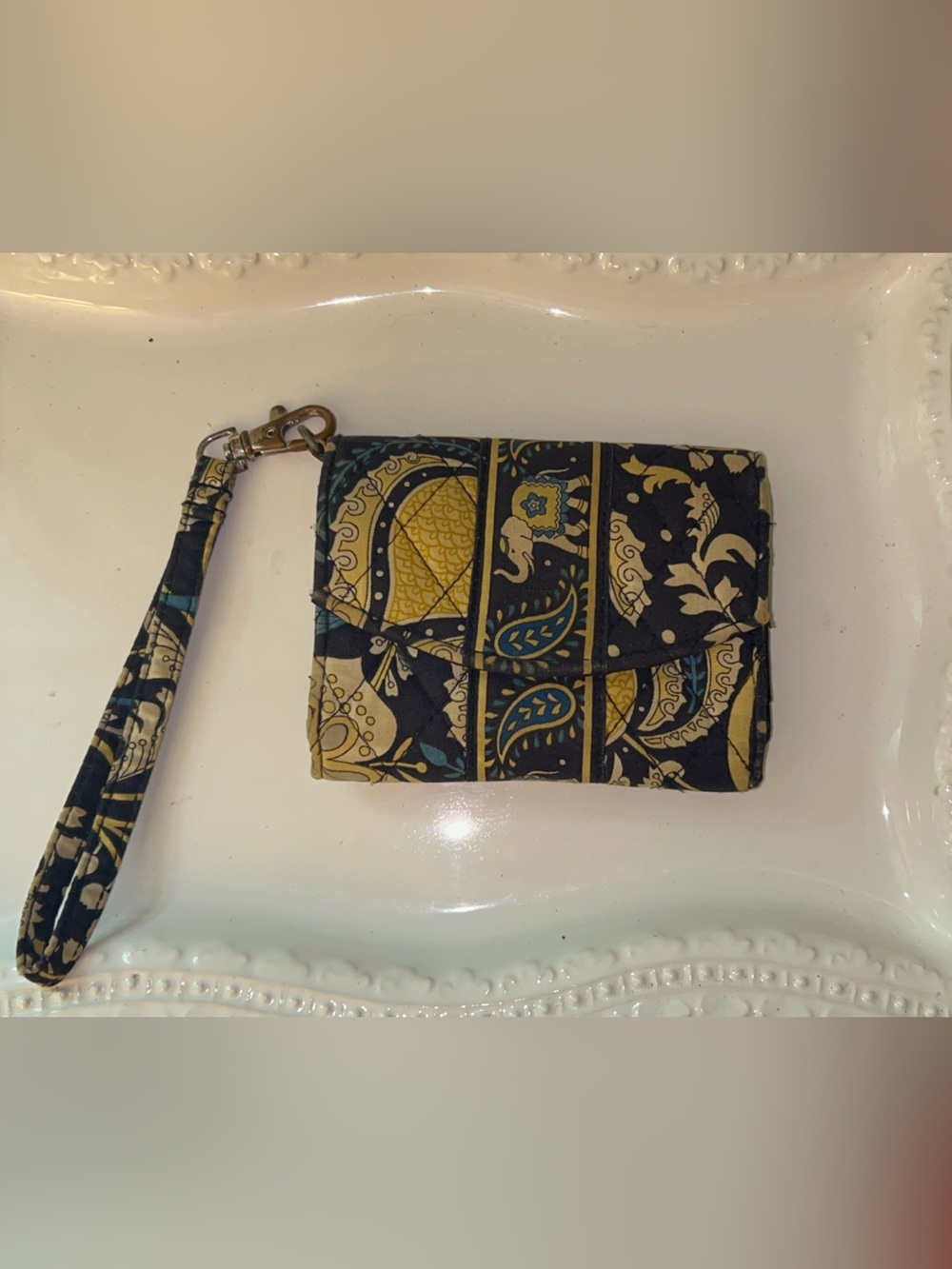 Vera Bradley Wristlet in the Ellie Blue Pattern